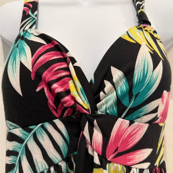 Floral Maxi Dress with Tropical Print Size Extra Small - Picture 3 of 7